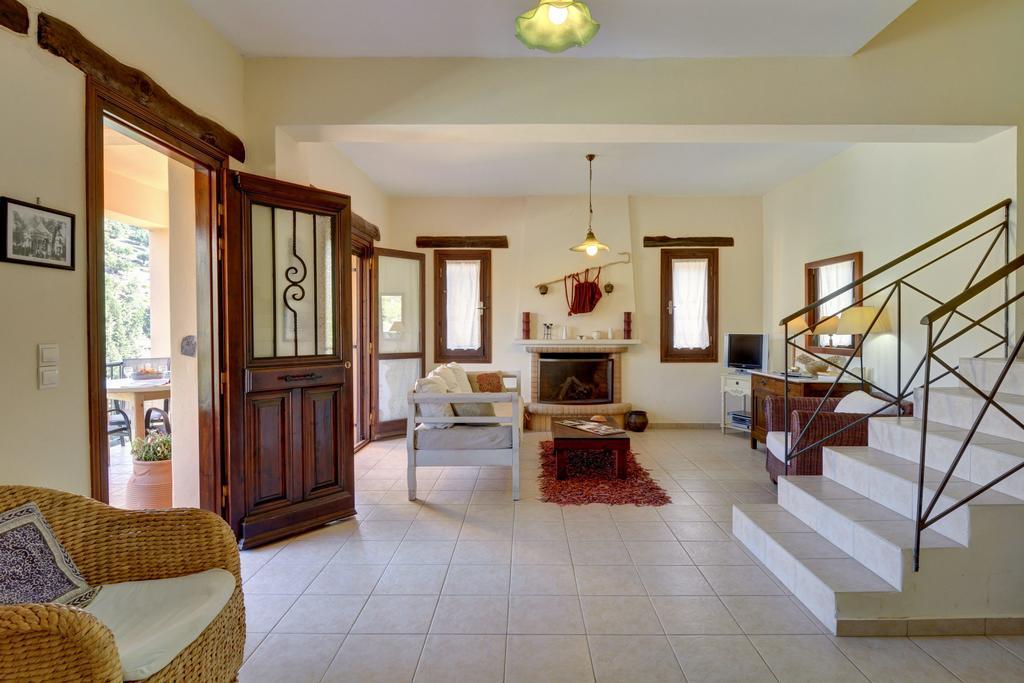 Oreinothea Villa Thérison Habitación foto